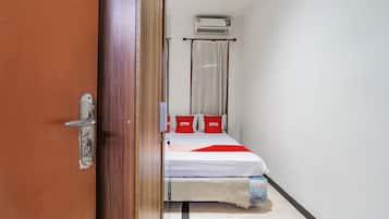 Kamar Double Standar | Wi-Fi gratis dan seprai linen