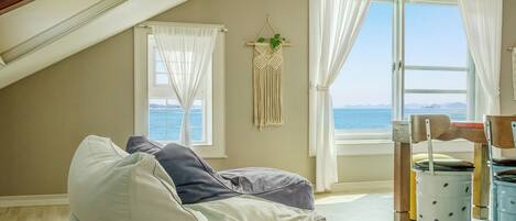 Basic Room, 1 Bedroom (Room 401) | 1 bedroom, WiFi (free)