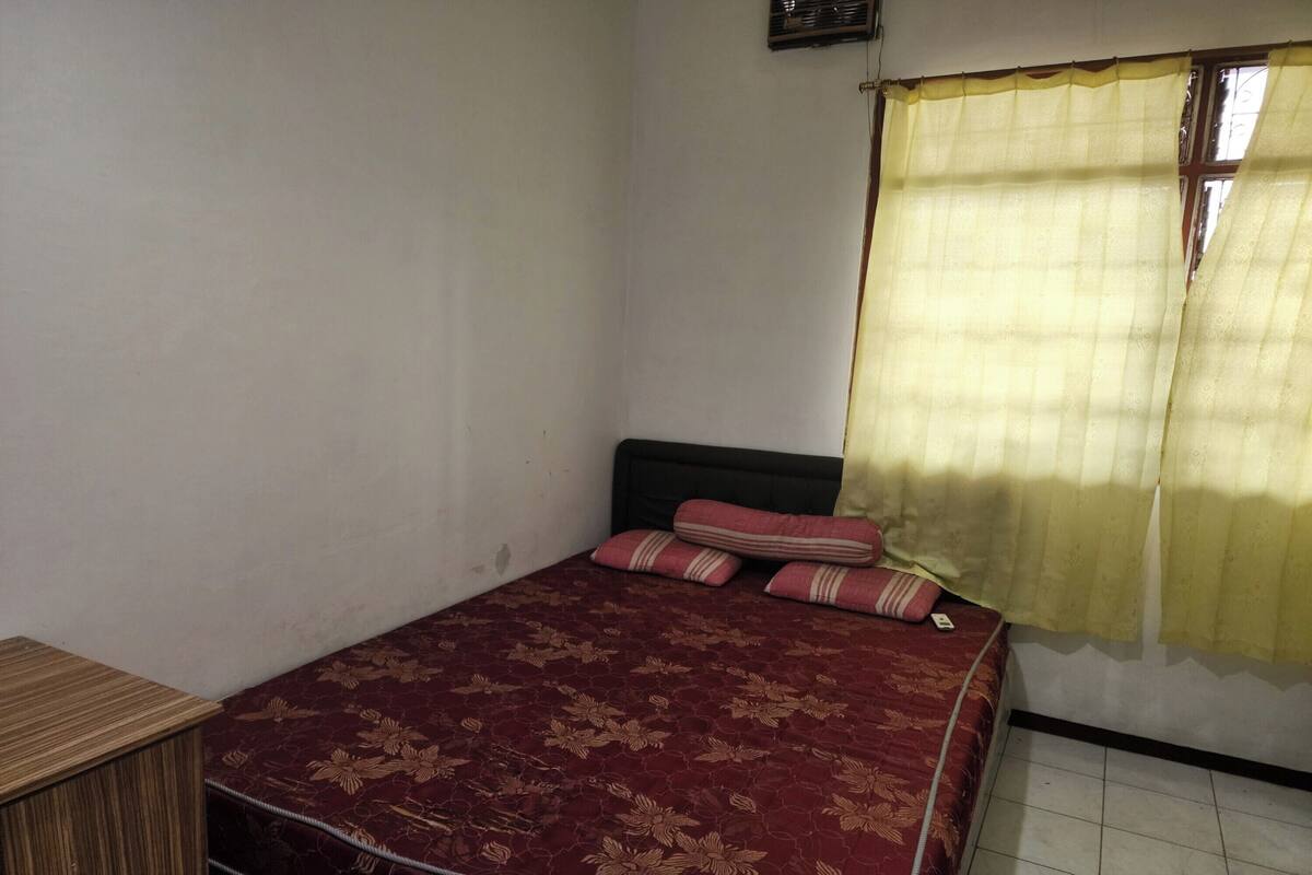 Standard Double Room | Bed sheets