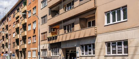 Family Studio (Lavanda Apartment With Terrace) | Exterior
