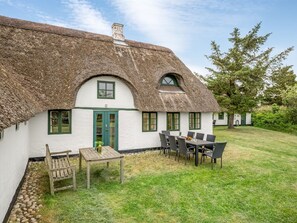 Outdoor dining - "Wandrath" - 2km from the sea by Interhome (Blåvand)