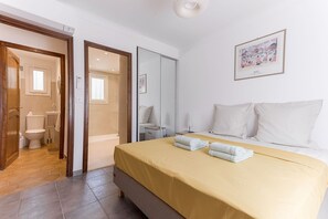 4 soverom, strykejern/-brett, reiseseng for barn og wi-fi (inkludert)