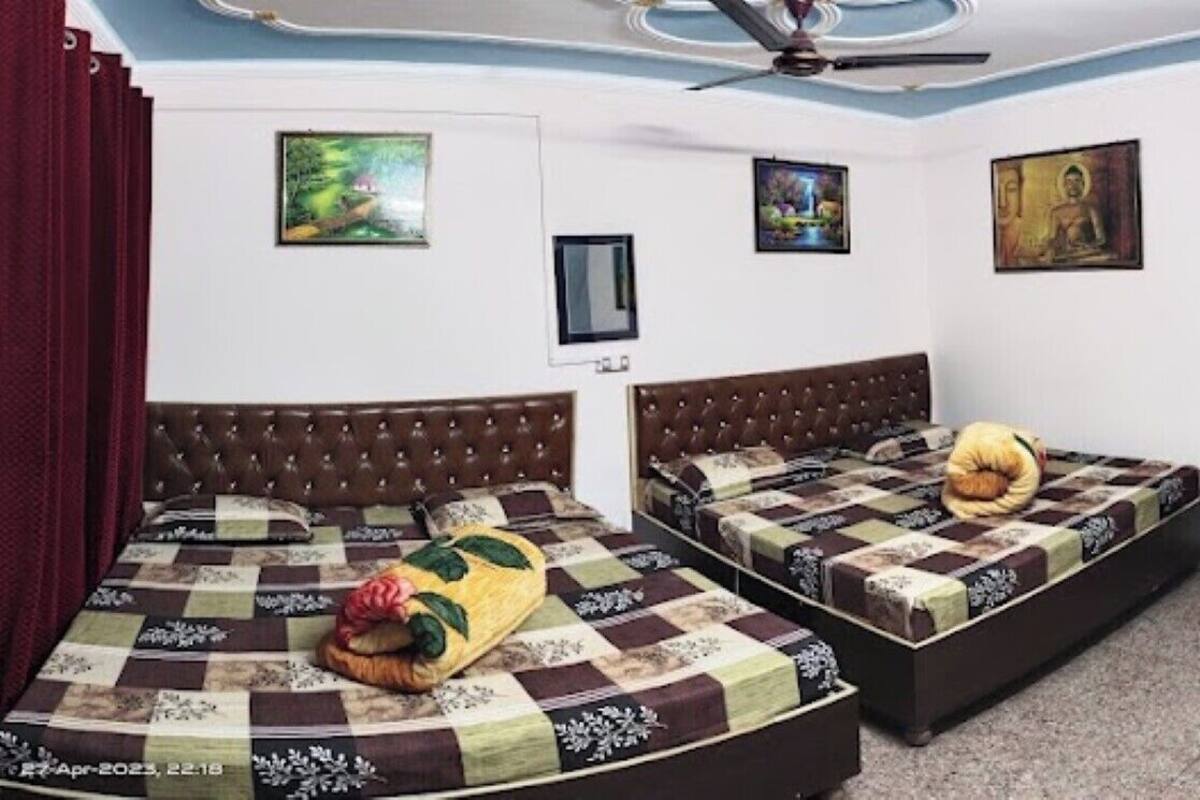 Habitación triple Deluxe | Wifi gratis y ropa de cama
