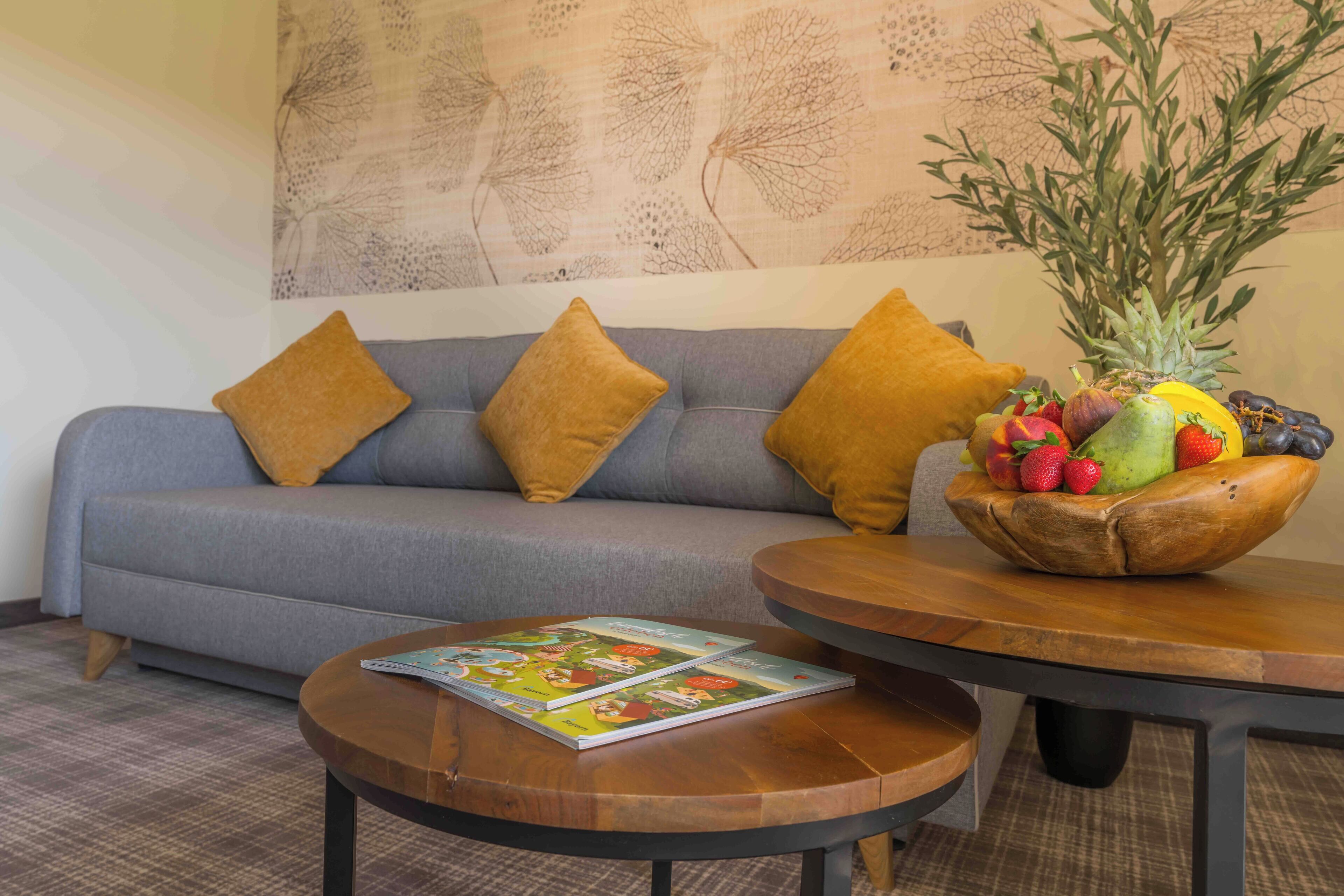 Suite, Balcony | Living area | 25-inch TV with cable channels