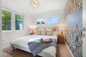 Iron/ironing board, travel cot, WiFi, bed sheets