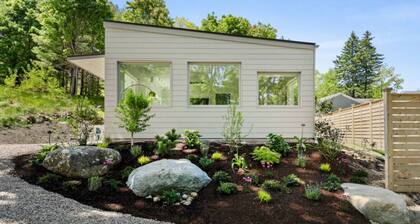 Fresh Catch New Modern Cottage