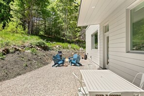 屋外ダイニングエリア