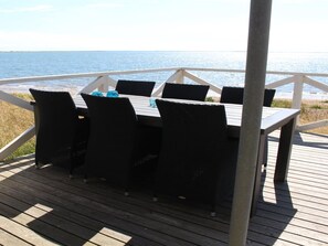 Outdoor dining - "Aarne" - 30m from the sea by Interhome (Esbjerg V)