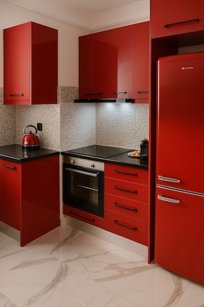 Family Apartment | Private kitchen | Espresso maker, coffee/tea maker, electric kettle