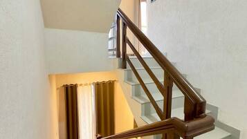 Handrails in stairways