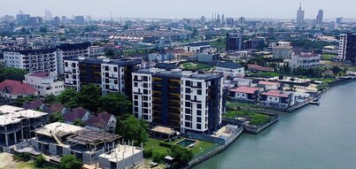 Luxury 3 bedroom, Secure, Water View, 24/7 Power in secluded estate - Ikoyi 