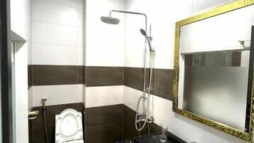 Standard Room | Free WiFi