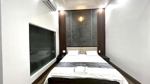 Standard Room | Bathroom - Chau Anh Hotel Da Nang - by Bay Luxury (Da Nang)