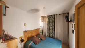 3 quartos, ferros/tábuas de passar roupa, Wi-Fi de cortesia