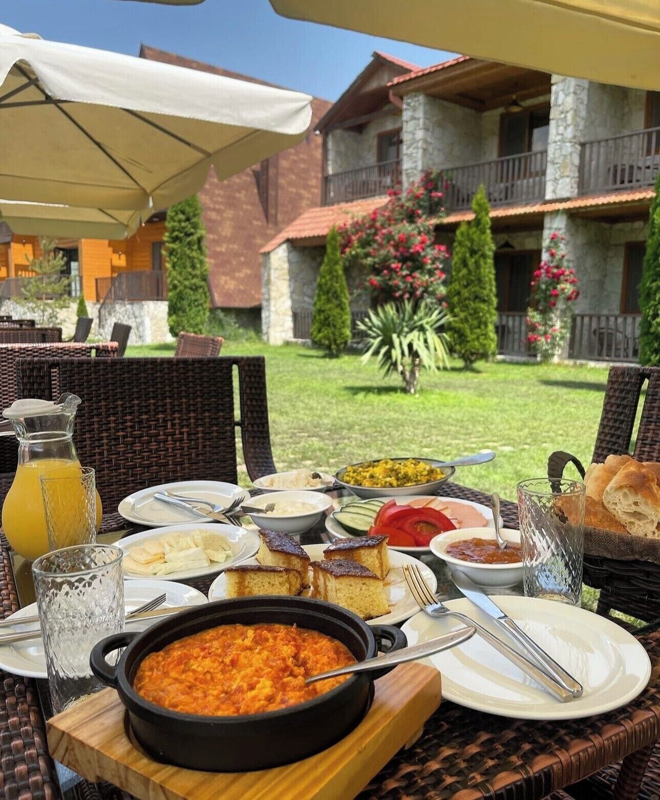 Free daily self-service breakfast 