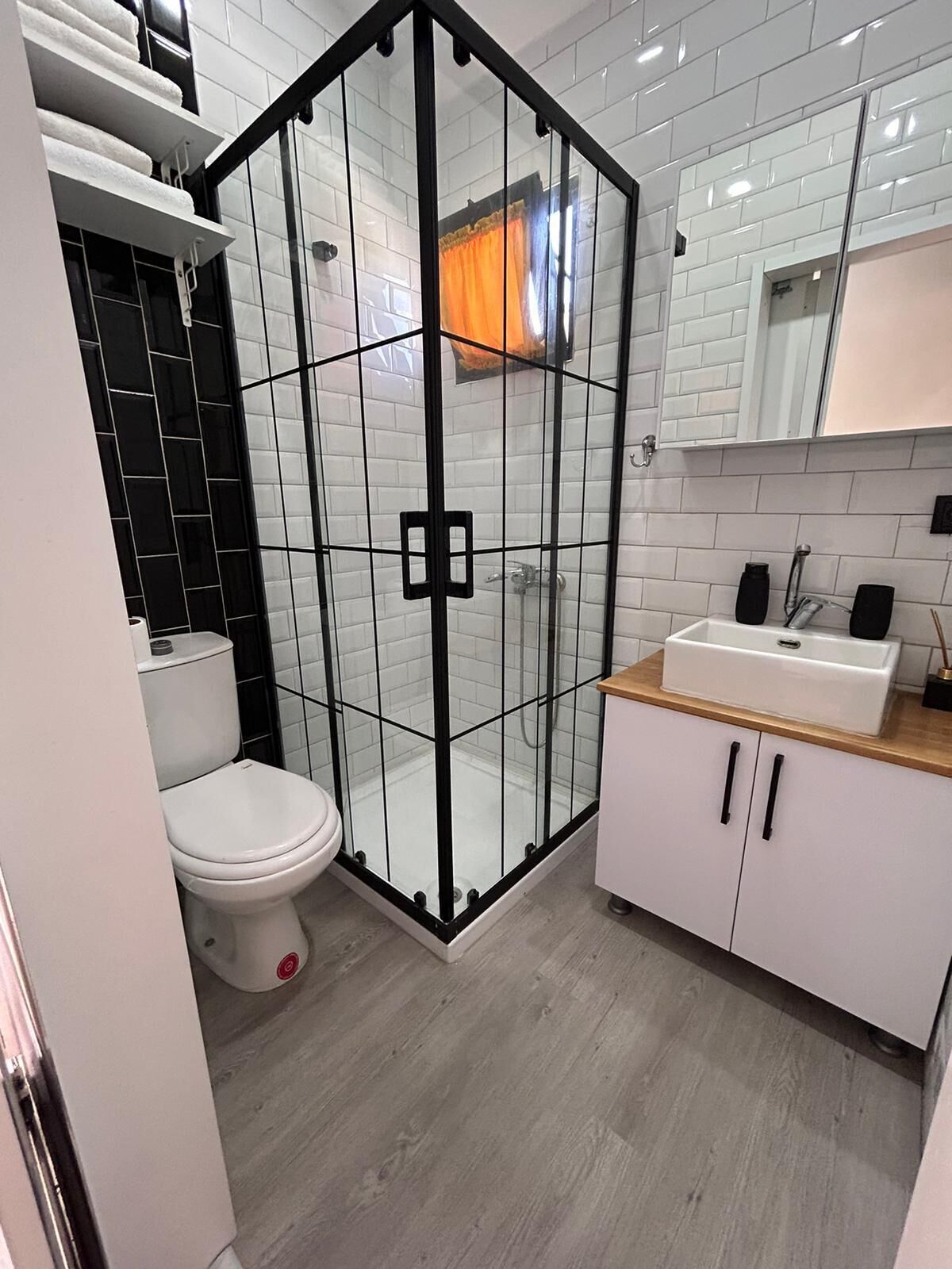 Shower, free toiletries, hair dryer, slippers