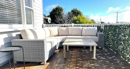 House with forest views in vibrant central goldfields town only 1.5hr from Melb