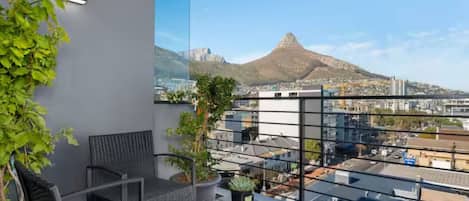 Departamento, 2 habitaciones | Terraza o patio