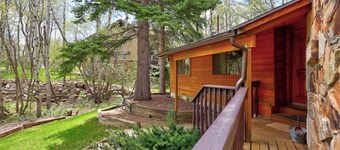 Palisade Pines • Sundance, Utah • Walk to Sundance • Huge yard • Game room • Mountain Cabins Utah