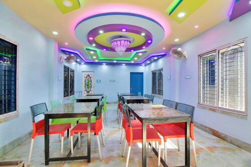 iROOMZ Tilottama Guest House