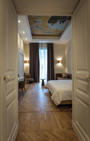 1 chambre, minibar, coffres-forts dans les chambres