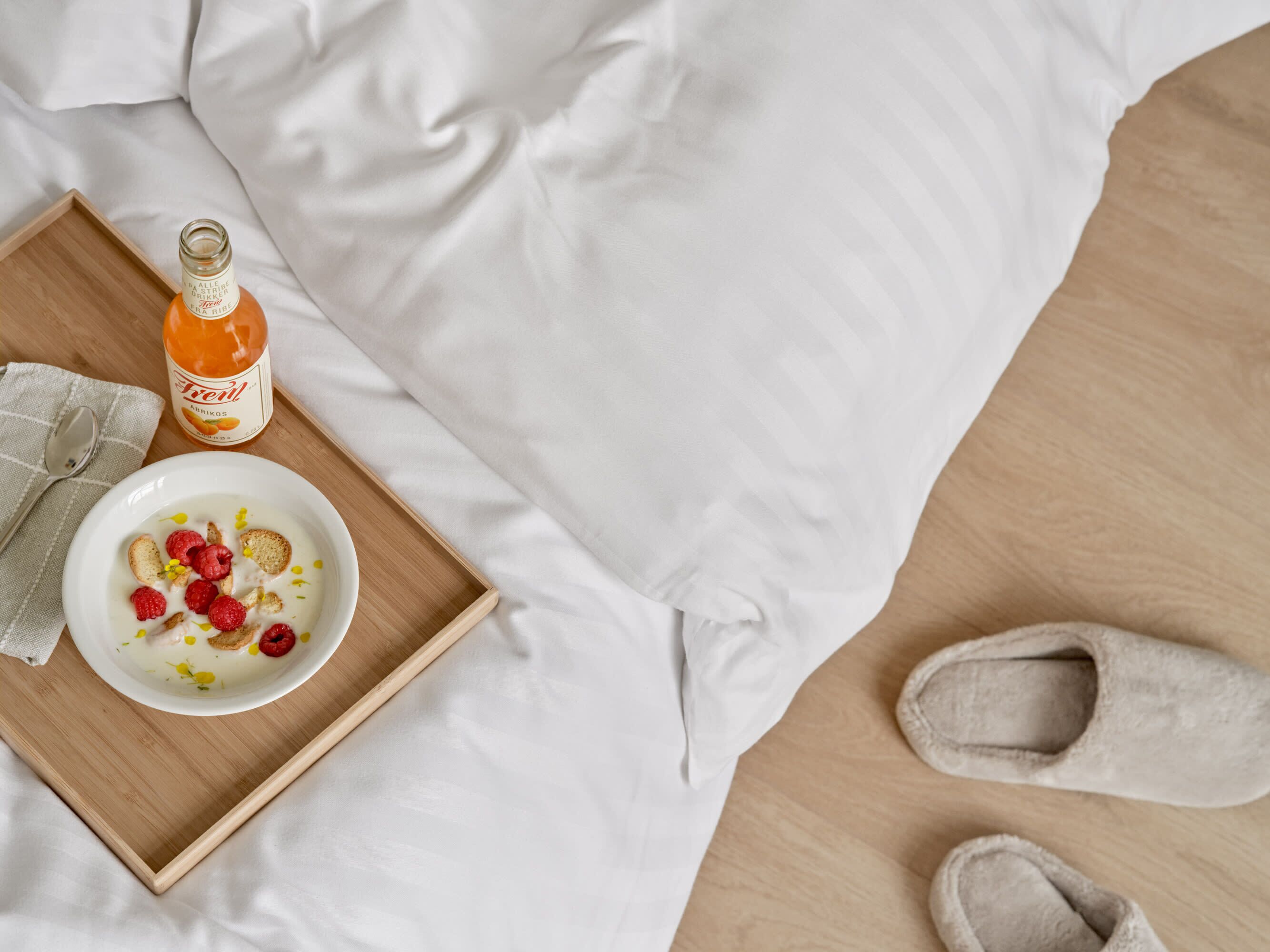 1 chambre, fer et planche à repasser, lit parapluie, Wi-Fi