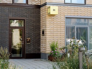 Exterior detail - Bright studio with terrace, perfect for two (København)