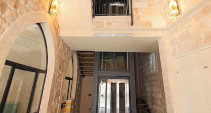 PORT CITY HAIFA - Flea Market Luxury