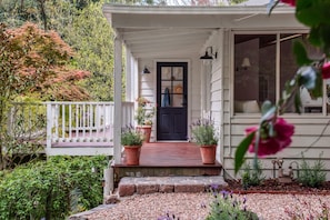 Exterior detail - Woolrich House - Woolrich House at Woolrich Estate (Olinda)