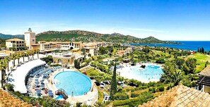 Piscine extérieure, piscine chauffée