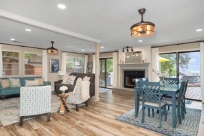 TV, fireplace, offices