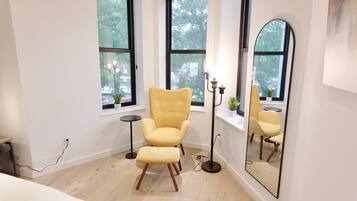 5 bedrooms, iron/ironing board, travel crib, WiFi