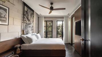 Deluxe Room, Garden View | 1 bedroom, premium bedding, free WiFi