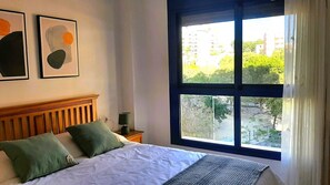 2 間睡房、熨斗/熨衫板、Wi-Fi、床單