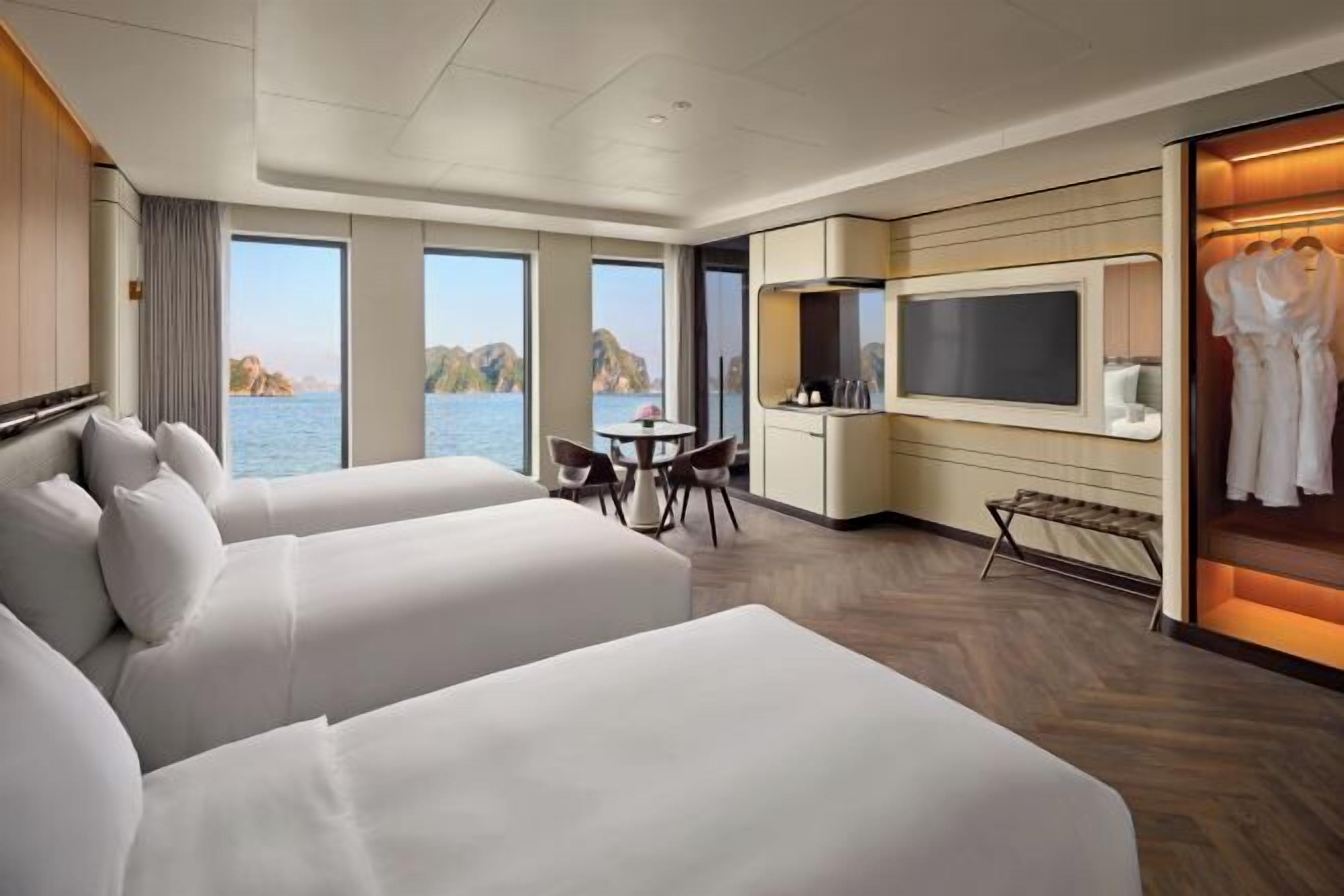 Caja de seguridad en la habitación y escritorio 