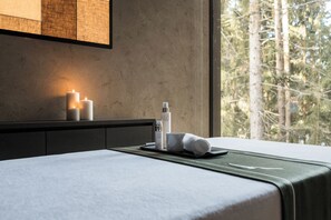 Behandlungsräume für Paare, Sauna, Whirlpool, Dampfbad