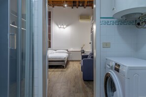 Apartment | Bathroom