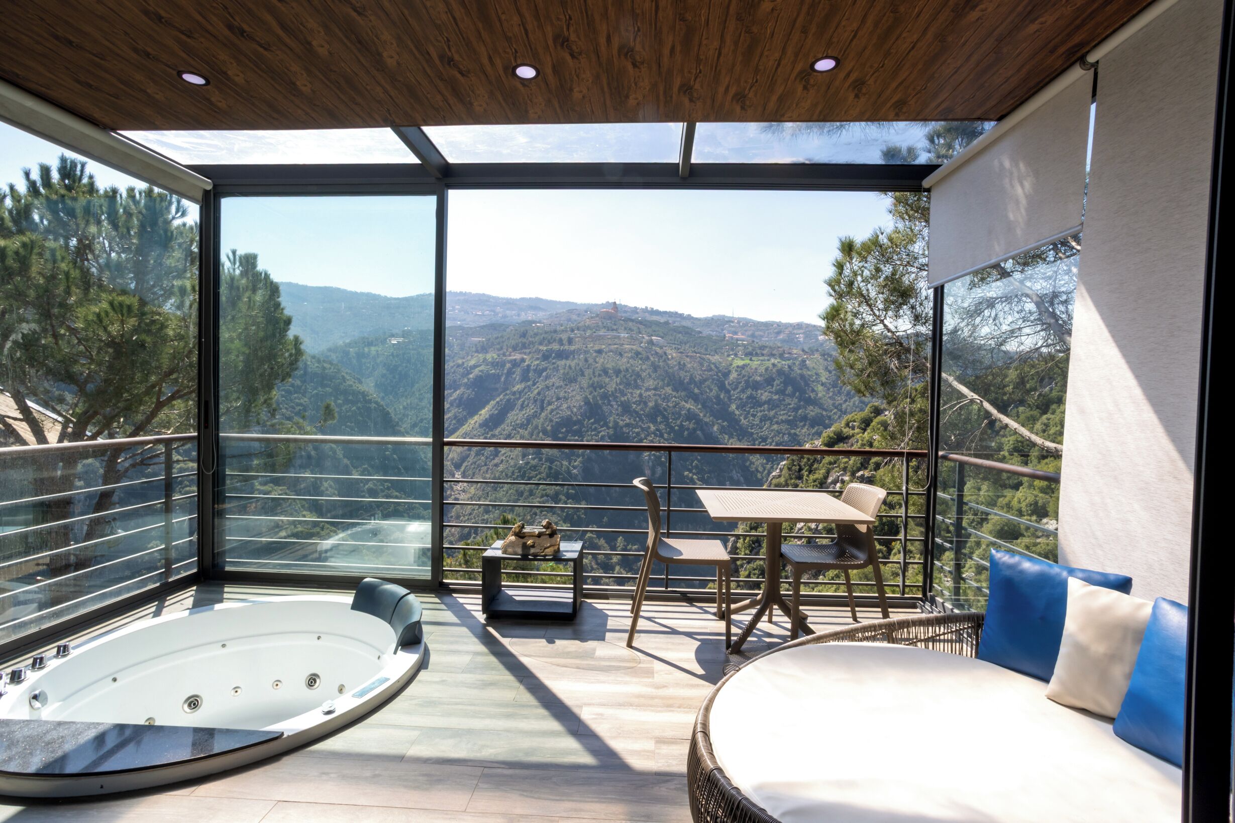 Deluxe Bungalov, Balkon, Dağ Manzaralı | Odada kasa, ütü/ütü masası, ücretsiz kablosuz İnternet 