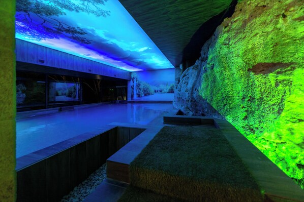 Indoor pool, seasonal outdoor pool