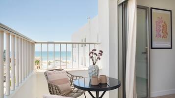 Panoramic Studio, Sea View | Terrace/patio