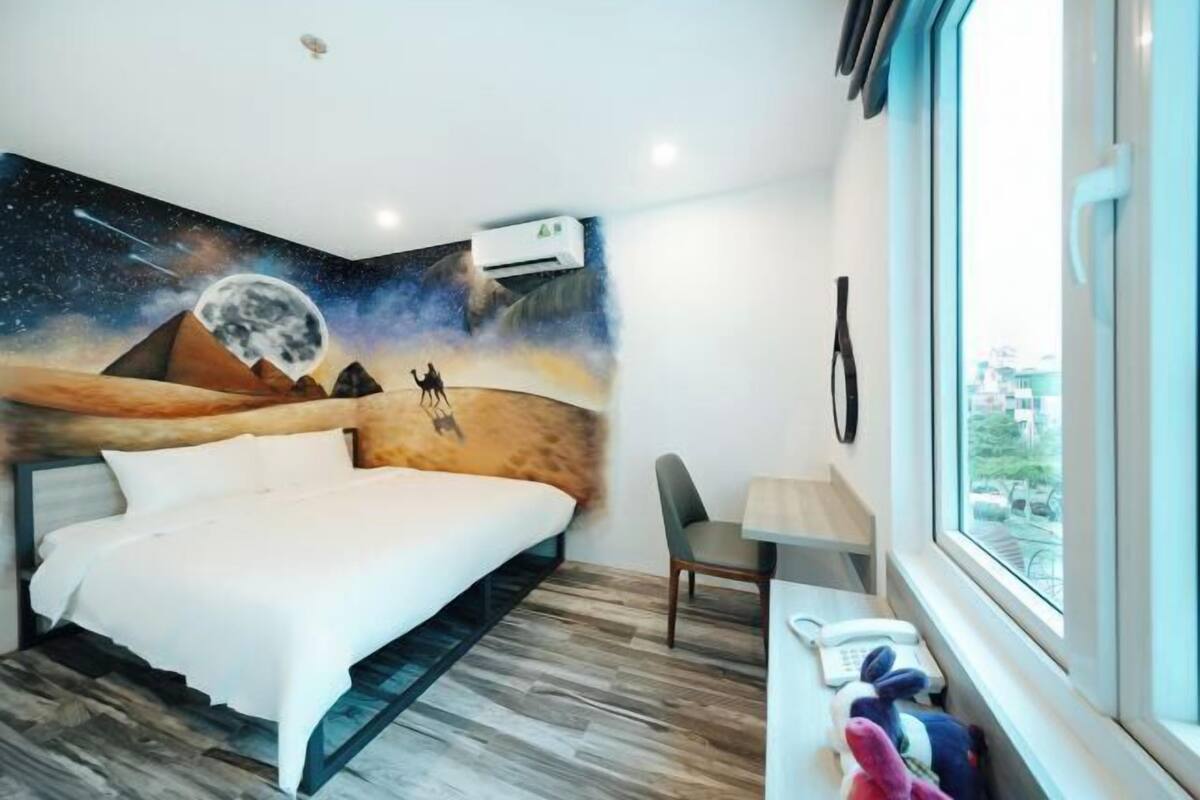 2 slaapkamers, een bureau, geluiddichte muren