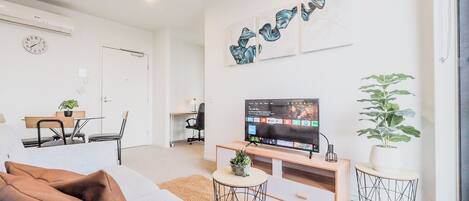 Televisor i oficines