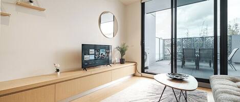 Televisio, työhuone