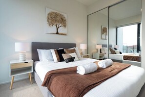 2 habitaciones, tabla de planchar con plancha y wifi gratis 