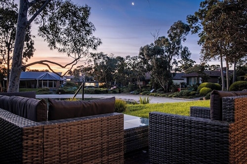 Lakefront 4 BR house at Patterson Lake +Kayak+BBQ