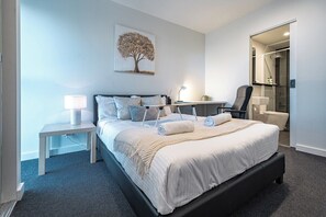 2 chambres, fer et planche Ă repasser, Wi-Fi gratuit, draps fournis