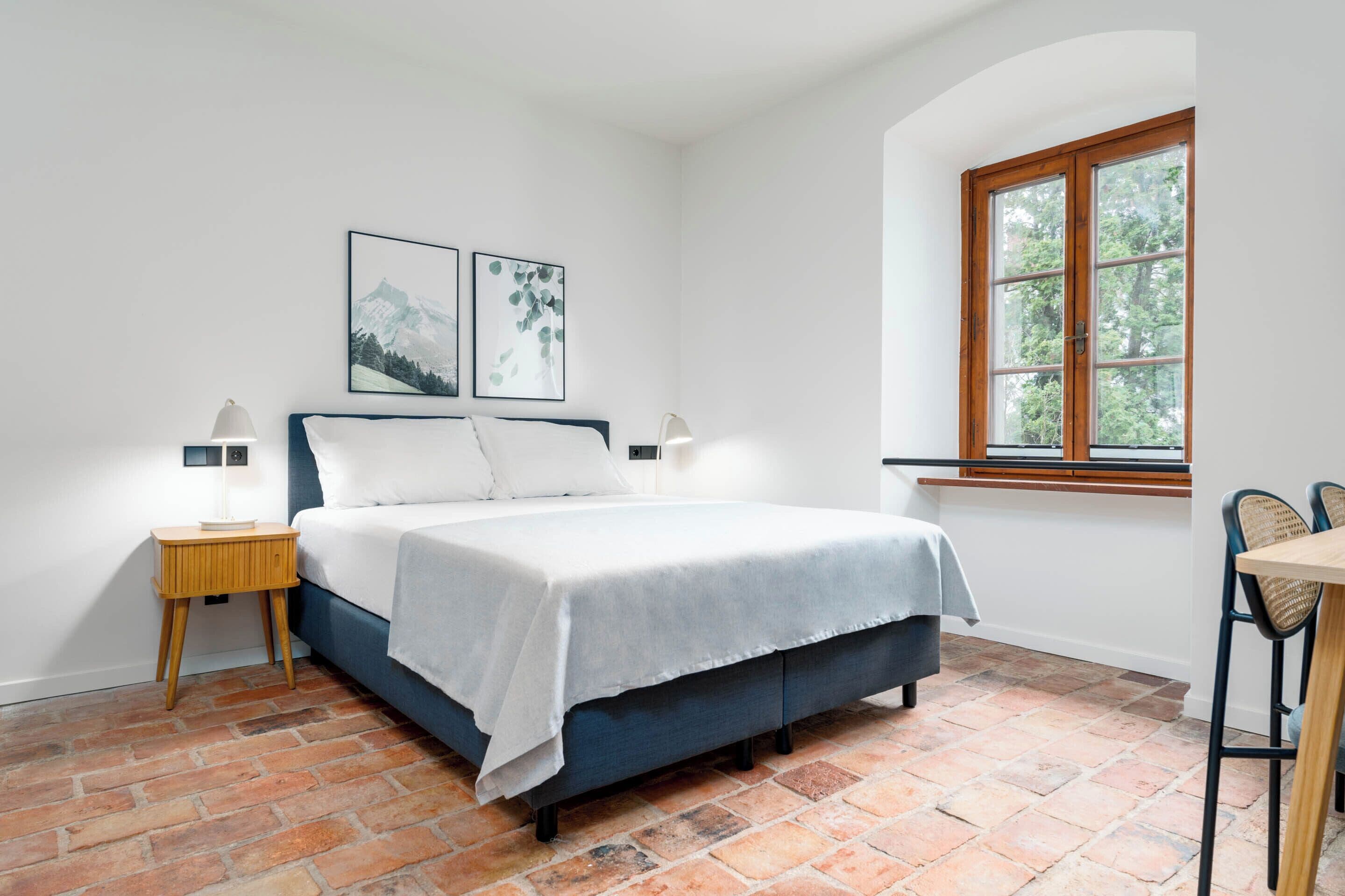 Comfort Suite with Sofa Bed | Individually decorated, individually furnished, desk, laptop workspace