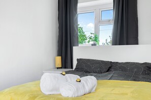 4 chambres, fer et planche à repasser, Wi-Fi gratuit, draps fournis