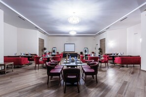 Cafe - Panoramic SPA Hotel (Chorvoq)