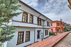Front of property - MİDAS KONAK OTEL (Eskisehir)